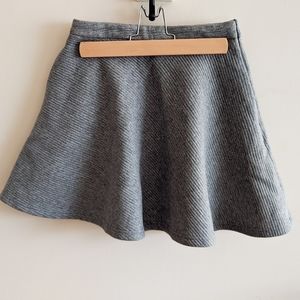 Super Soft Grey Miniskirt With Pockets!